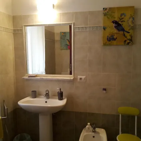 Cleo Apartment *